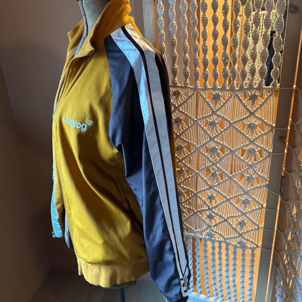Analog Track Jacket; Size medium - Picture 3 of 8